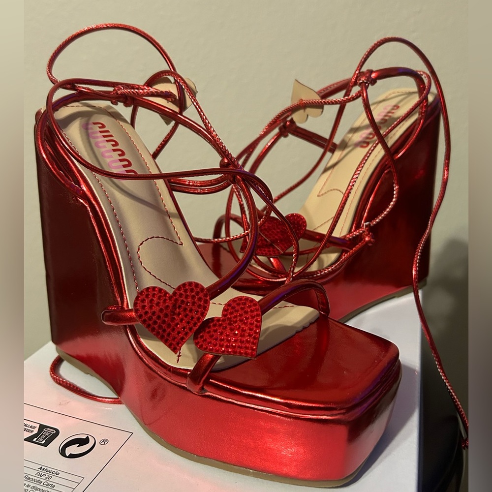 SHEIN Cuccoo Party Collection: Heart patch strappy wedge sandals